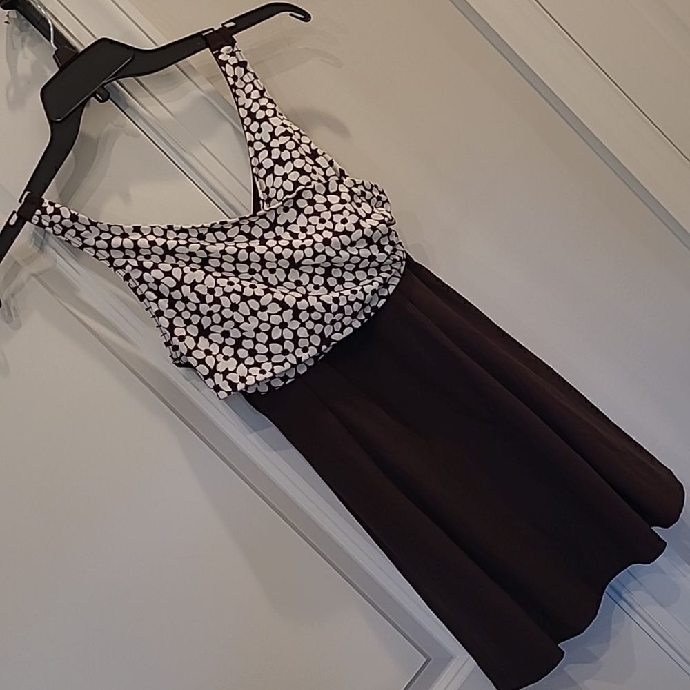 It Figures sz 12 slender thighs swimwear